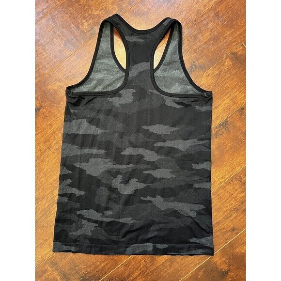 Athleta Speedlight Black Camo Racerback Tank Top Seamless Breathable Size M - Picture 4 of 4